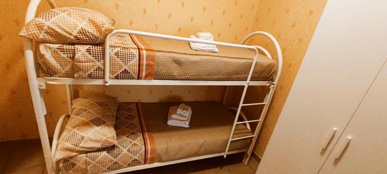 Casa Vacanza Dinastia Borbone - Centro Storico نابولي المظهر الخارجي الصورة